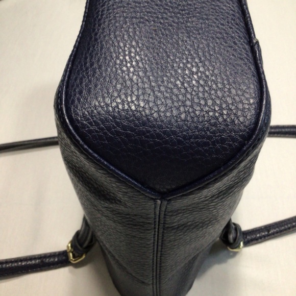Anne Klein tote - Picture 10 of 16